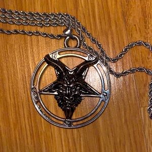 Satanic pendant